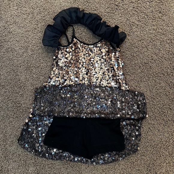 Costume Gallery Gold Sequin Dress with Ruffle Halter- Small Adult - Picture 7 of 10